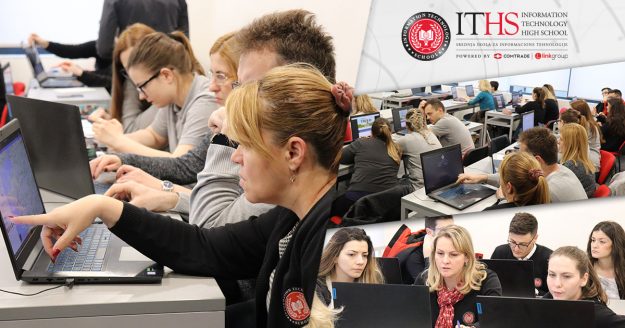 profesori pregledaju testove učenika